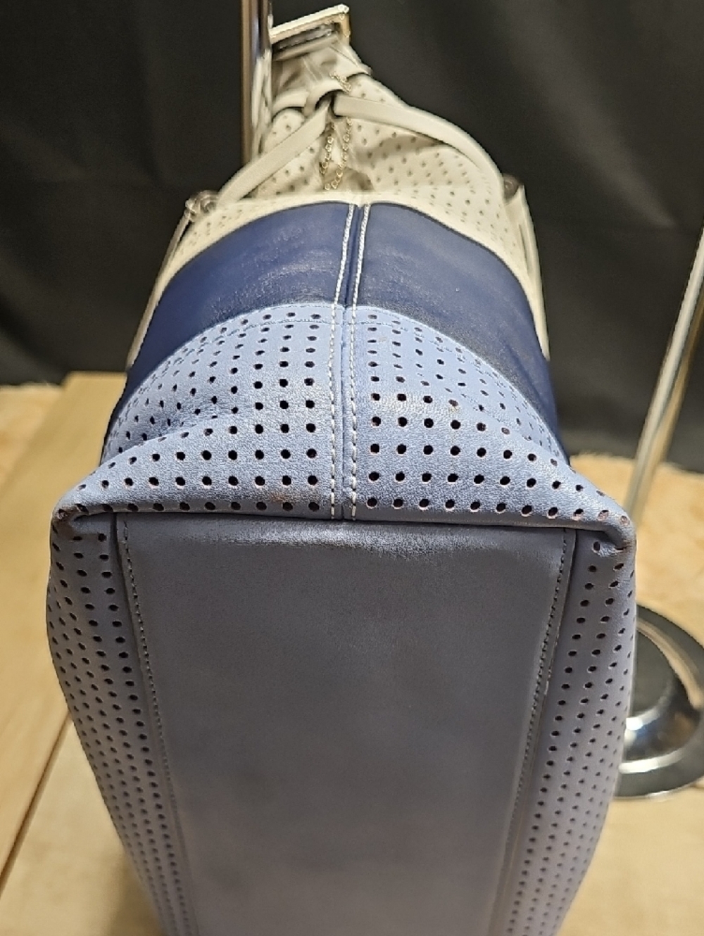 Coach three-Tone Perforated Leather Hobo in White, Navy & Light Blue - Picture 10 of 11
